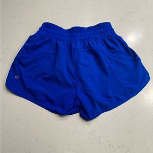 Lululemon Hotty Hot High Rise 2.5” Shorts Blaze Tone Blue Size 6